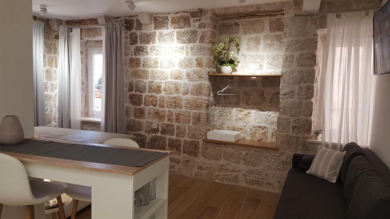 קורצולה Apartments Milion מראה חיצוני תמונה