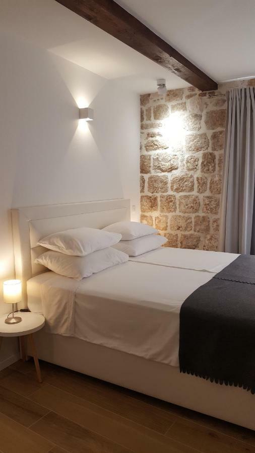 קורצולה Apartments Milion מראה חיצוני תמונה